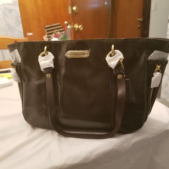 VINTAGE COACH GALLERY ZIP PATENT LEATHER - Picture 5 of 11